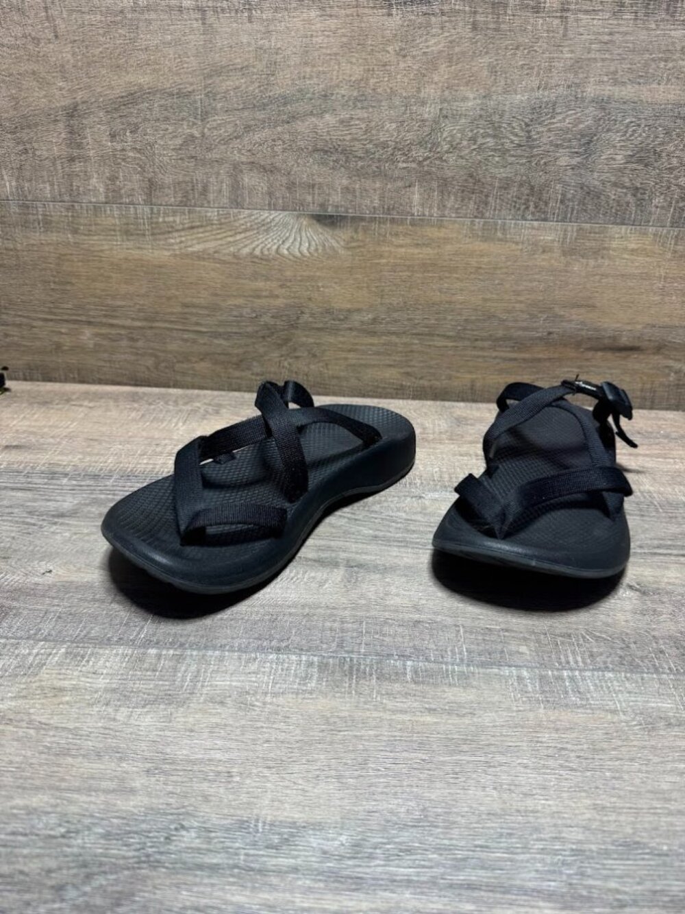 Chaco Z/2 Classic Black Toe Loop Sandal Women's Size 12